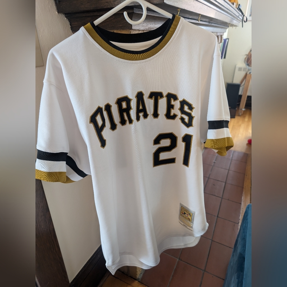 Mitchell & Ness Reproduction Pirates Jersey - Roberto Clemente 1971 - Size XL